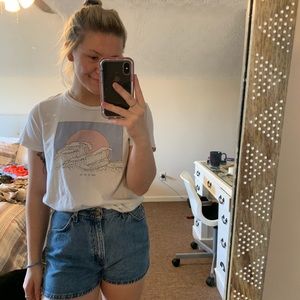 PacSun so it is tee ✨